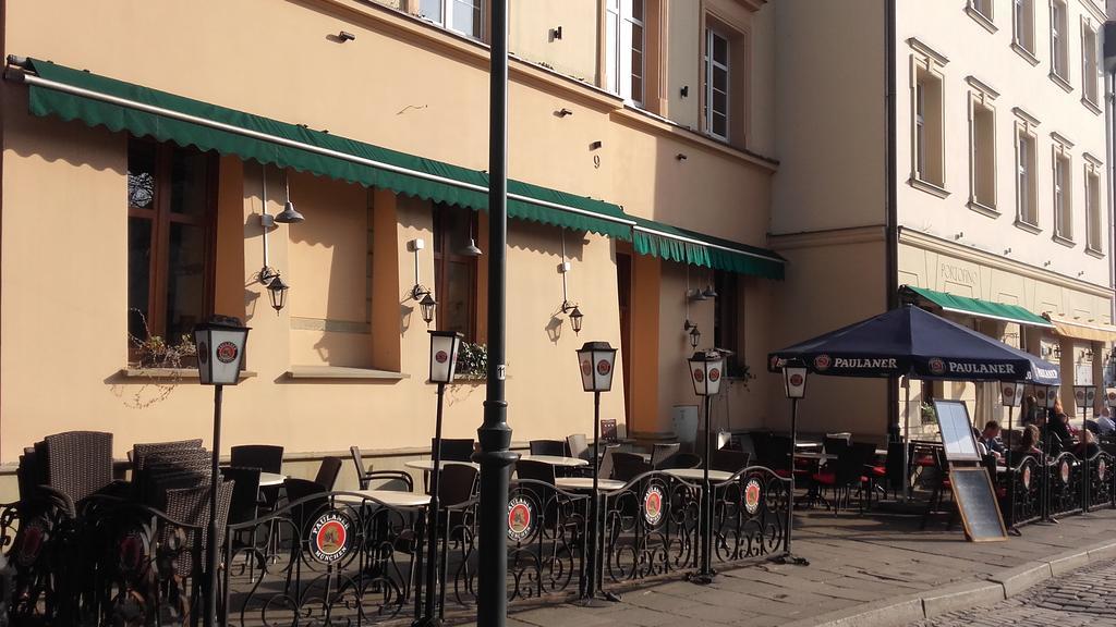 Momotown Privates Bed and Breakfast Kraków Eksteriør billede