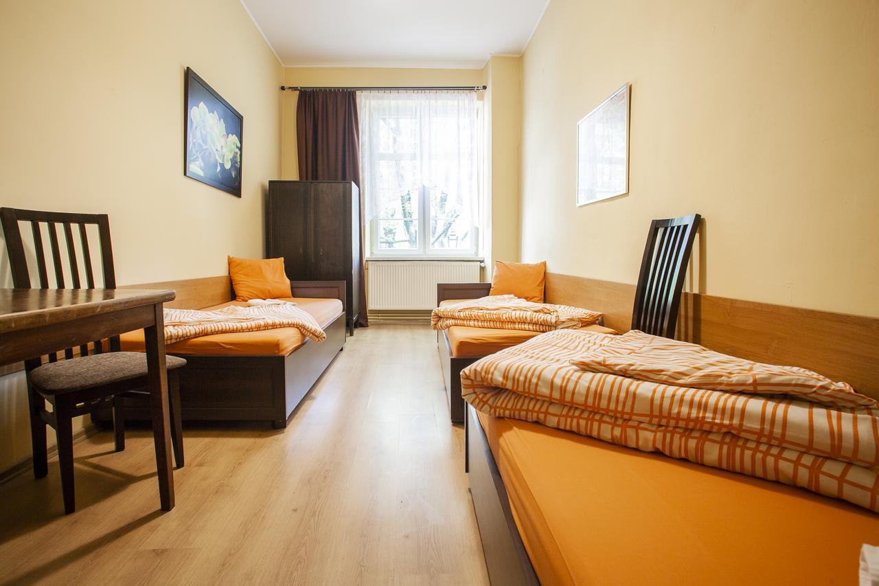 Momotown Privates Bed and Breakfast Kraków Eksteriør billede