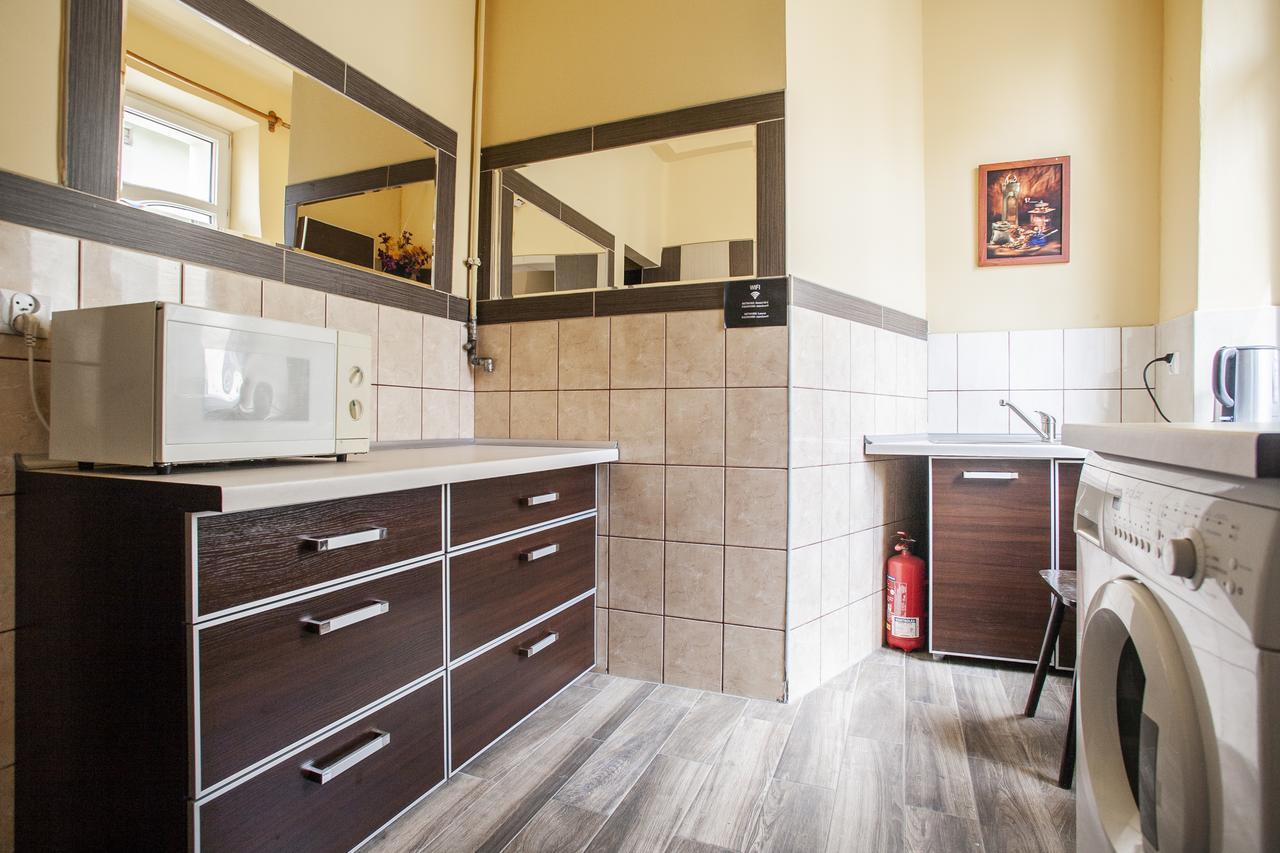 Momotown Privates Bed and Breakfast Kraków Eksteriør billede