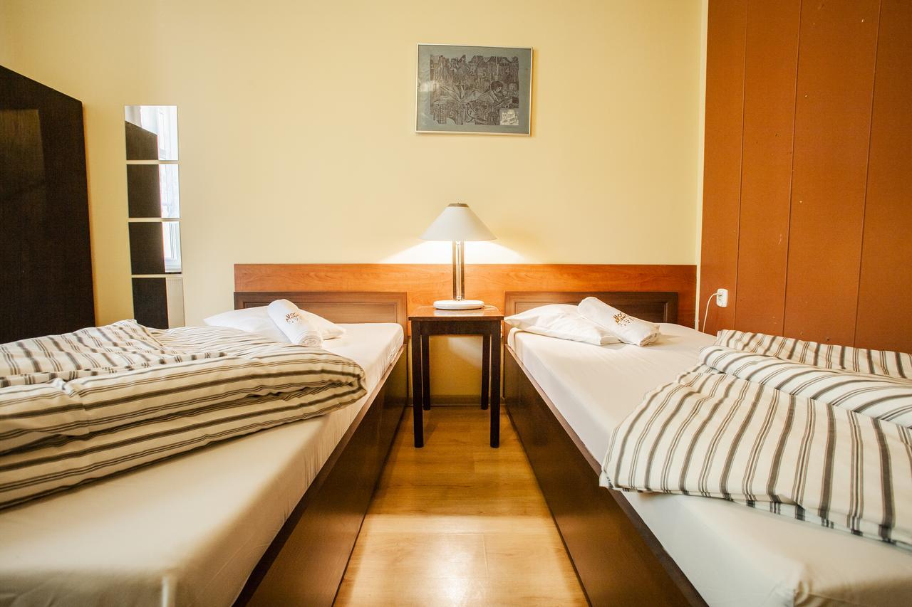 Momotown Privates Bed and Breakfast Kraków Eksteriør billede